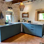 Le Petit Chaudenas - Piscine Privee Dans Un Vaste Terrain Avec Foret