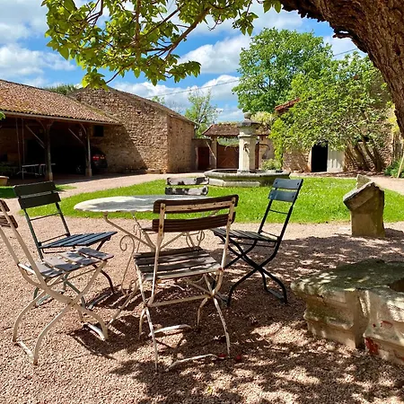 Le Petit Chaudenas - Piscine Privee Dans Un Vaste Terrain Avec Foret Tatil Evi *