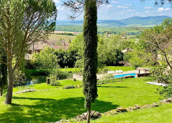 Semesterbostad Le Petit Chaudenas - Piscine Privee Dans Un Vaste Terrain Avec Foret *