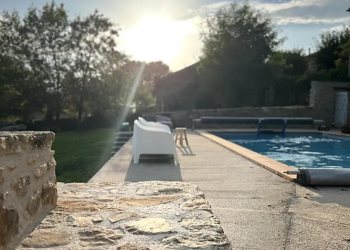 Le Petit Chaudenas - Piscine Privee Dans Un Vaste Terrain Avec Foret * Bray (Saone-et-Loire)