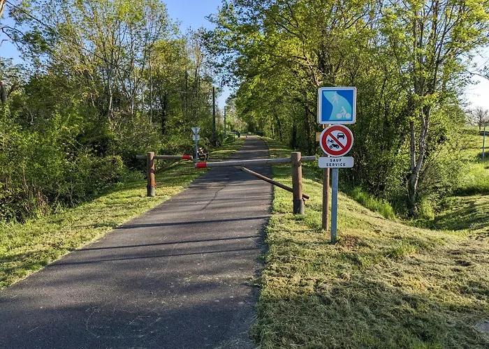 Le Petit Chaudenas - Piscine Privee Dans Un Vaste Terrain Avec Foret Semesterbostad